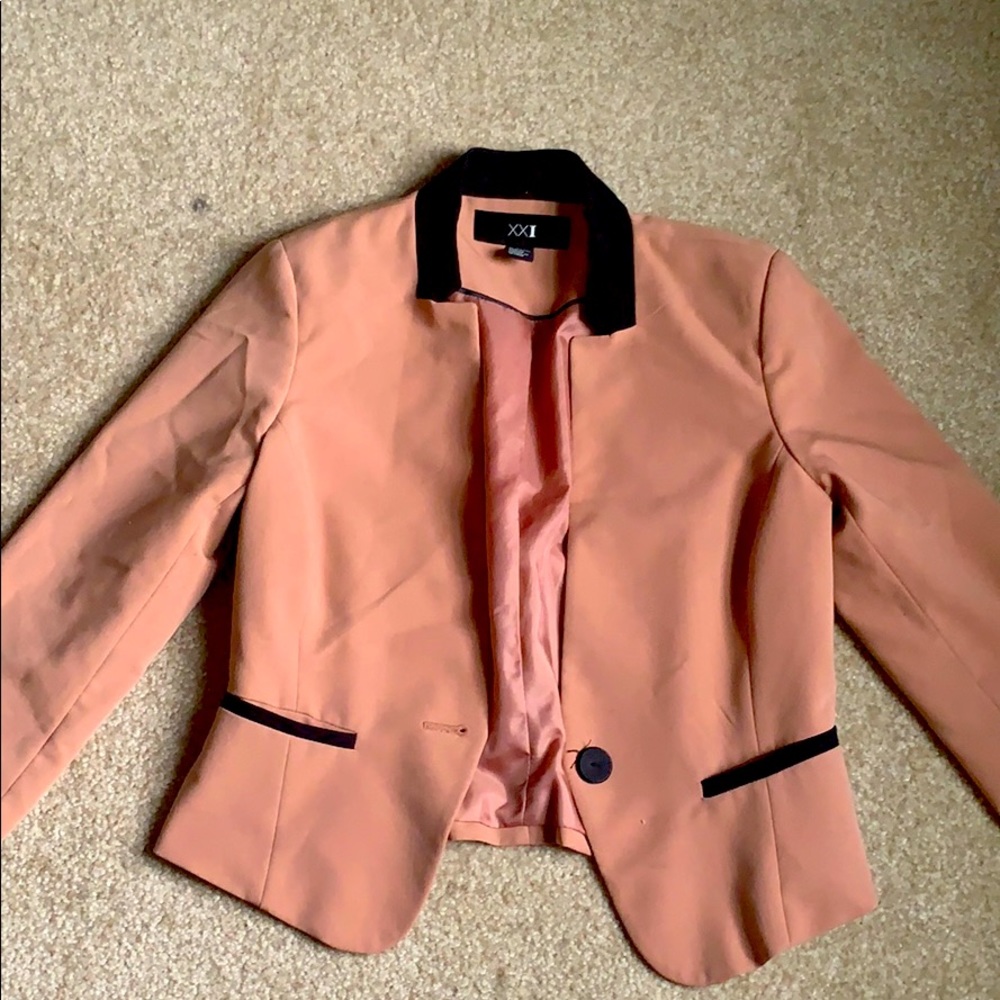Cropped Blazer
